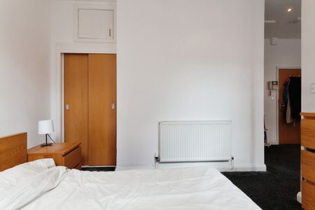 1 bedroom apartment to rent The Establishment, NG1 - Photo 2
