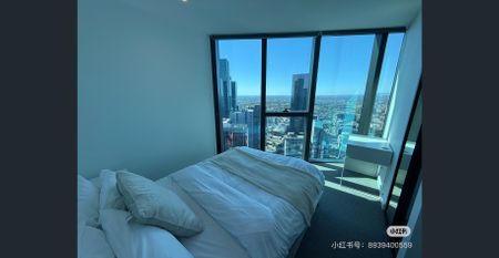 Luxury Skyline Apartment in the heart of Melbourne Aurora - Photo 3