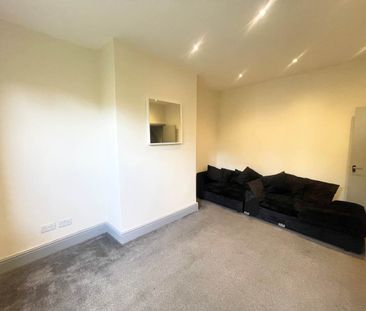 Martin Terrace , Burley, Leeds - Photo 1