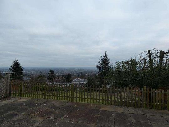 The Garden Flat, Worcester Road, Malvern, Worcestershire, WR14 - Photo 1