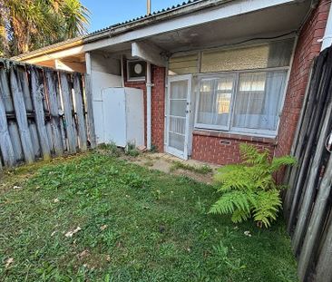 Charming Studio Unit w/Garden! - Photo 4