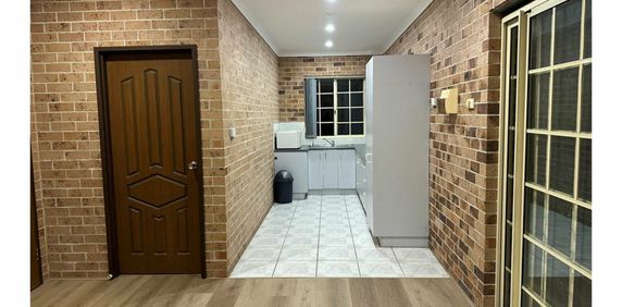 COMPACT & MODERN 1 BEDROOM GRANNY FLAT - Photo 2