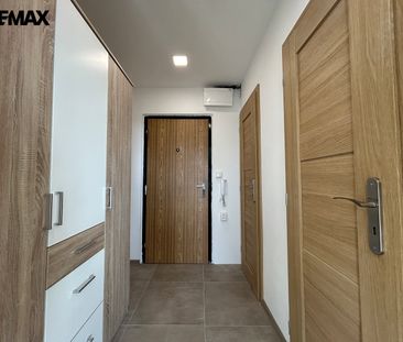 Pronájem bytu 1+1 v osobním vlastnictví 31 m², Nymburk - Photo 2