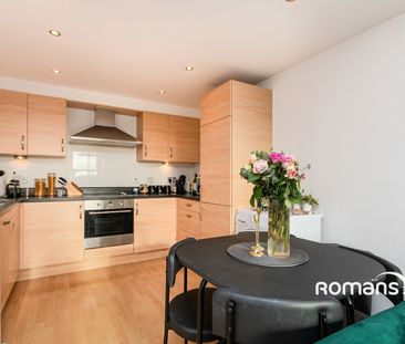 2 bedroom apartment to rent - Photo 6