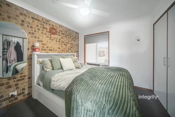 Low Maintenance and Great Location - Photo 1