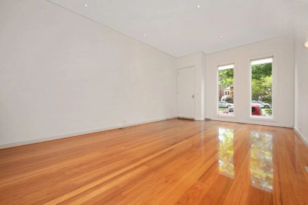 129 Chetwynd Street, North Melbourne. - Photo 5