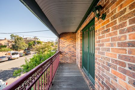 7A Pridham Street, Kensington VIC 3031 - Photo 2