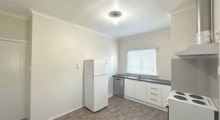 2-bedroom duplex house for $610 - Photo 3