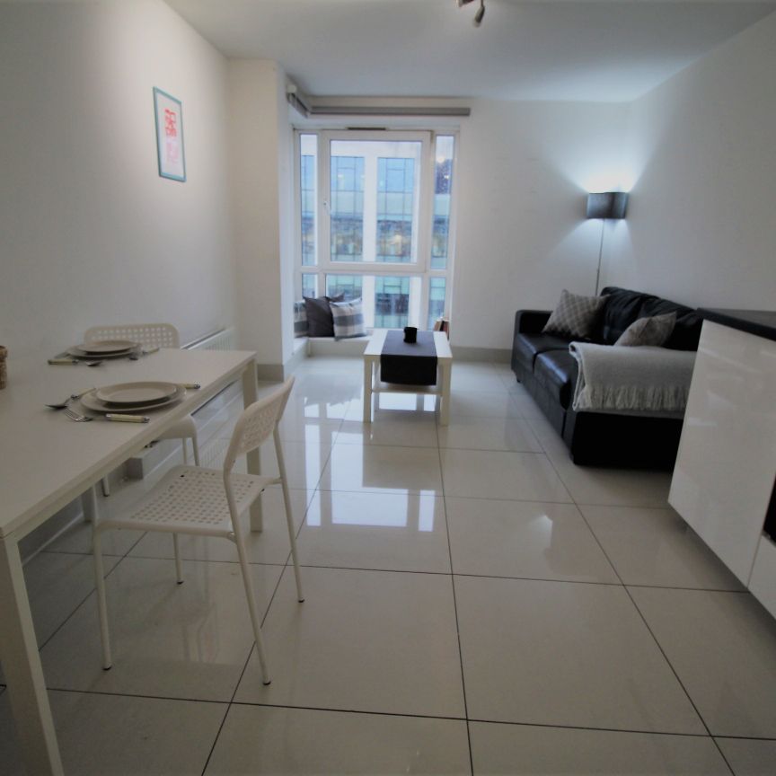 Flat 74, Samara Plaza, LS2 9DU, Leeds - Photo 1