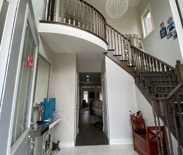 For Lease - 23 Taurus Road, Brampton, Ontario - Photo 6