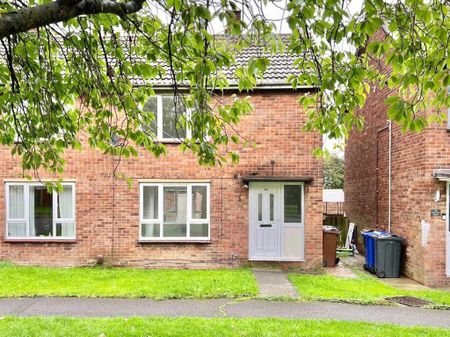 2 bedroom semi-detached house to rent - Photo 4