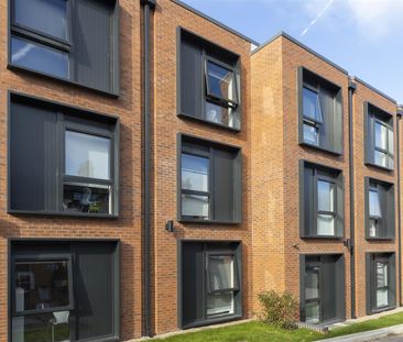 De Montfort Mews, Leicester, Leicestershire, LE1 7FW - Photo 3