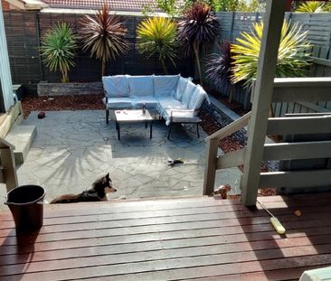 Boronia - Photo 1