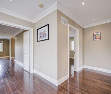 For Lease - 326B Horsham Avenue, Toronto, Ontario - Photo 5