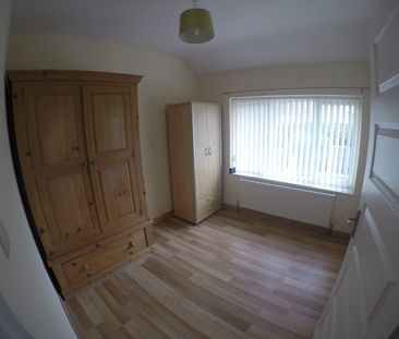 3 Bed Semi-Detached House, Brushfield Grove, S12 - Photo 2