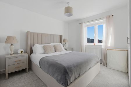 2 bedroom semi-detached house to rent - Photo 5