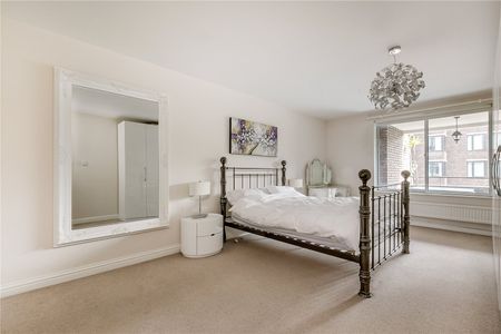 Alder Lodge, London, SW6, London - Photo 2