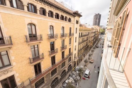 Carrer de Jonqueres, Barcelona, Catalonia 08003 - Photo 5