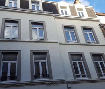 Location Appartement 3 pièces 46m² BOULOGNE SUR MER 62200 - Photo 3