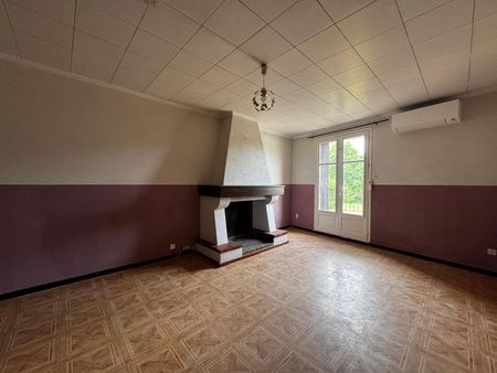 Location Appartement 2 pièces 59m² TOURVES 83170 - Photo 2
