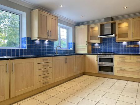 2 bedroom apartment to rent - Photo 4