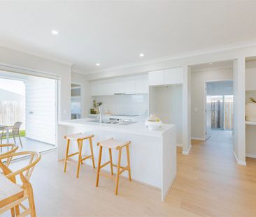 Stunning Ex-Display Home Now Available for Lease in Jimboomba! - Photo 5