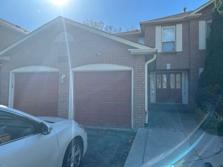 For Lease - 5215 Micmac Crescent Unit# Lower, Mississauga, Ontario - Photo 2