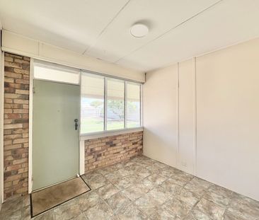 Charming Belmont Home in a Convenient Location - Photo 2