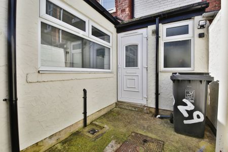 Richmond Street, Hartlepool - Photo 2