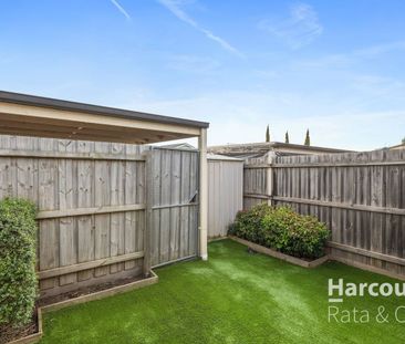 Perfectly Presented Home in a Convenient Location - Photo 3