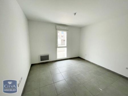 Location Appartement 3 pièces 58m² AVIGNON 84000 - Photo 3