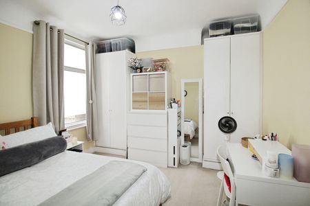 Khartoum Road, London, SW17 0JA - Photo 2