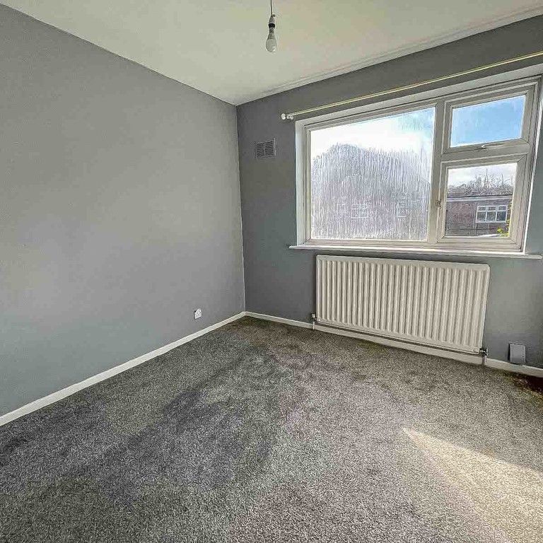 2 Bedroom For Rent - Photo 1