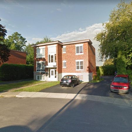 2 1/2 a louer a St-Jerome. - Photo 3