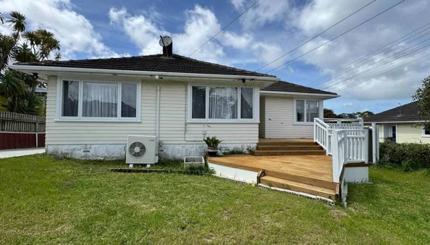 Charming Family Home - Photo 1