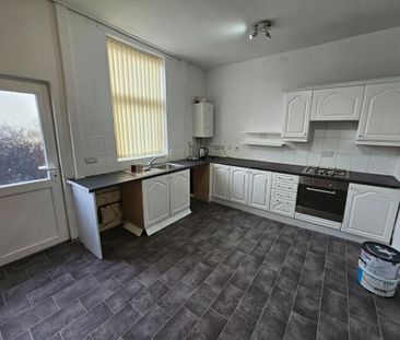 3 bedroom terraced house to rent - Photo 2