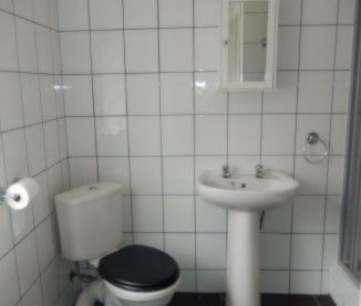 4 Bed Terrace hose, Lambton street - Photo 1