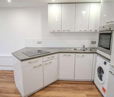 The Gables, Plains Road Mapperley, Nottingham, NG3 - Photo 3