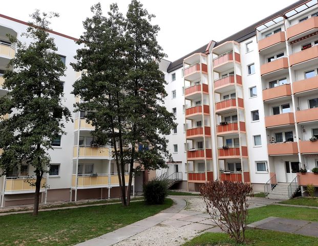 1-Raum-Wohnung mit Balkon und Aufzug - Photo 1
