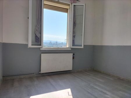 Appartement 2 pièces 39m2 MARSEILLE 15EME 595 euros - Photo 3