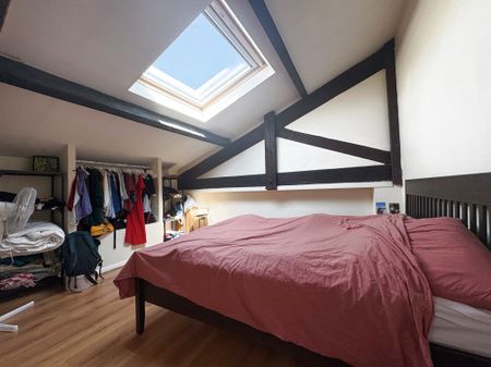 Location Appartement 2 pièces 43m² BORDEAUX 33000 - Photo 2