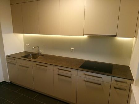 Something is unfolding for you here: a wonderful attic apartment is waiting for you - Photo 2