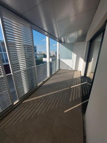 Location Appartement 3 pièces 87m² LORMONT 33310 - Photo 5