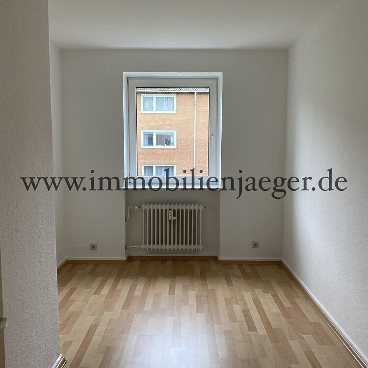 Zwischen EKZ Farmsen und Berner Au - Großzügige Etagenwohnung mit Balkon, Gäste-WC, Vollbad, 1.OG - Foto 1