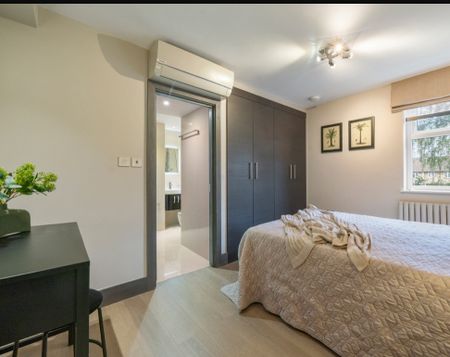 3 Bed Flat, Boydell Court, NW8 - Photo 5