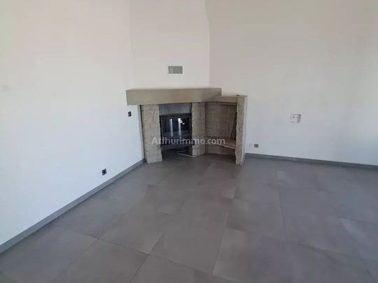 Location Maison 5 pièces 111 m2 à Mezzavia - Photo 1