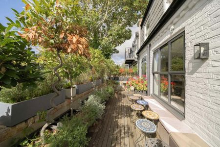 5 bedroom terraced house to rent - Photo 3