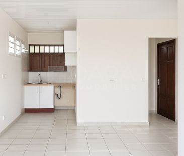 Location Appartement 2 pièces 33m² MATOURY 97351 - Photo 1