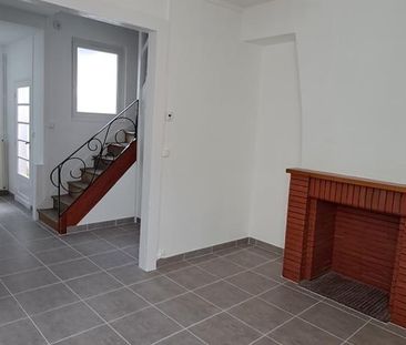 Maison avec petite cour - Photo 1