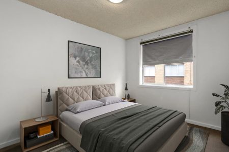 Spacious One Bedroom - Position Perfect! - Photo 2